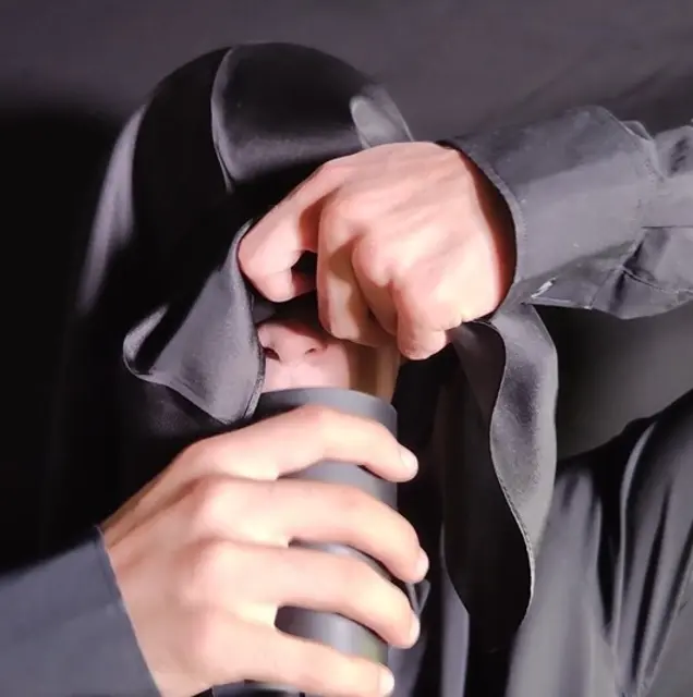 Héctor Boto Herreras - Ballerino (Ramiro) in "Ausgebrütet" | Foto: Theater shortvivant - Fotograf: Ralf Blank