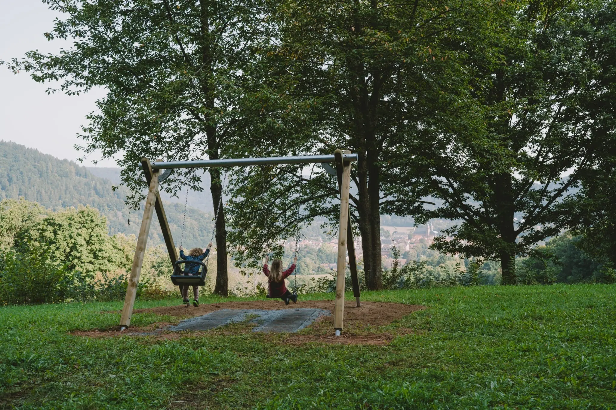 Neuer-Waldspielplatz-am-Beuchner-Berg-Ein-Ort-zum-Spielen-Staunen-und-Entdecken