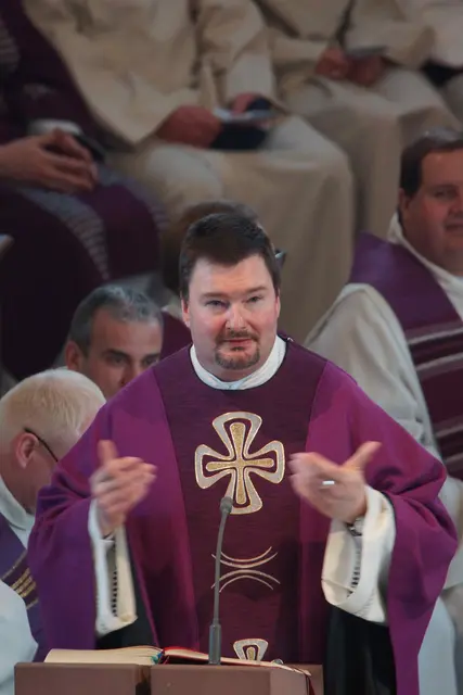 Miltenbergs Pfarrer Jan Kölbel (hier bei seiner Einführung 2017). | Foto: Archivbild Roland Schönmüller