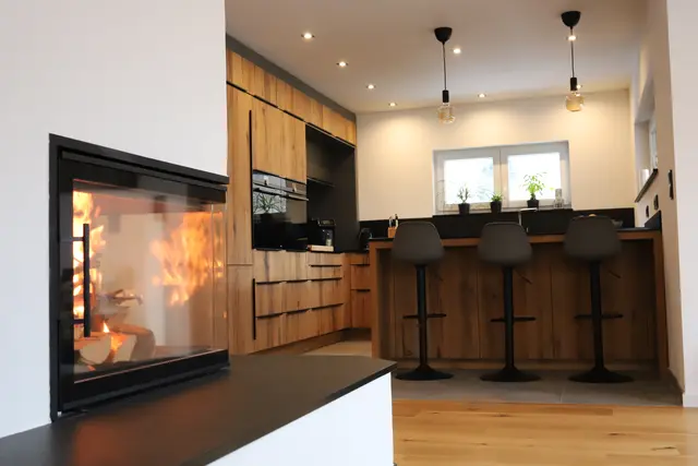 Besonders gemütliche Wohlfühlküche von WM Küchen + Ideen