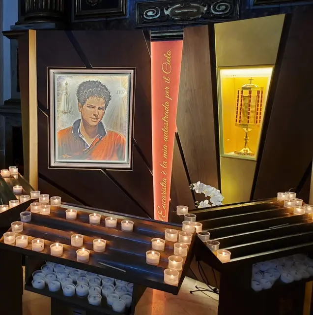 In der Kirche San Rufino in Assisi ist auch eine Herz-Reliquie des Heiligen Carlo Acutis zur Verehrung aufbewahrt. | Foto: Achim Dörr