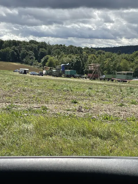 Aufbauarbeiten am Ziel kurz vor Umpfenbach
