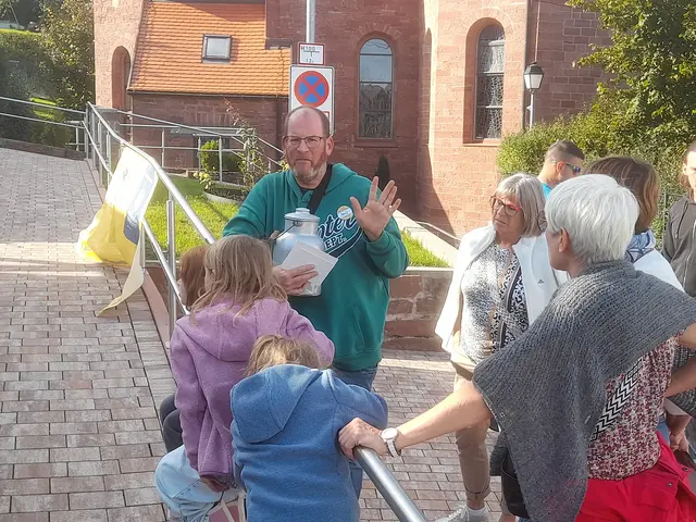 Eine besondere Kooperation zweier Vereine nahm Interessierte am Tag des offenen Denkmals mit ins Alltagsleben früher in Freudenberg-Rauenberg. 