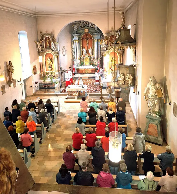 Gottesdienst mit Monsignore Franz Leipold in seiner Heimatkirche St. Josef in Wildflecken