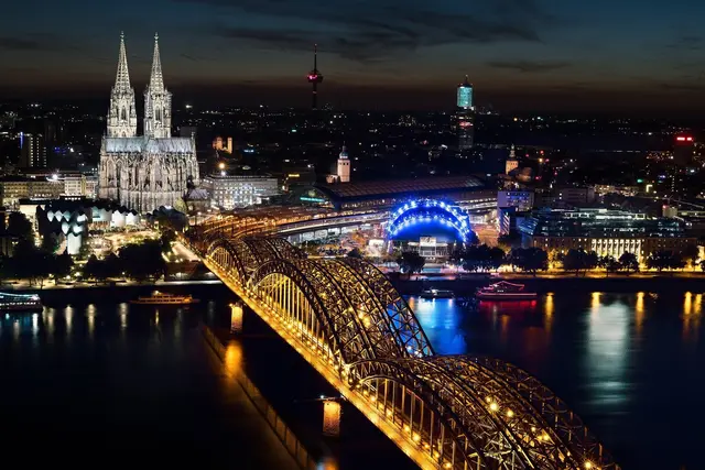 Hohenzollern Brücke Köln | Foto: gerdrohsdesign