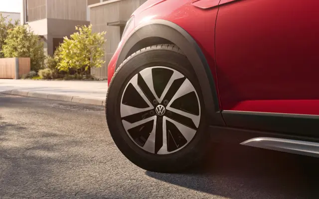 Energieverbrauch (kombiniert): 6,0 - 5,3 l /100km; CO₂-Emissionen (kombiniert): 136 - 120 g/km; CO₂-Klasse: E - D | Foto: Volkswagen Marketing Database