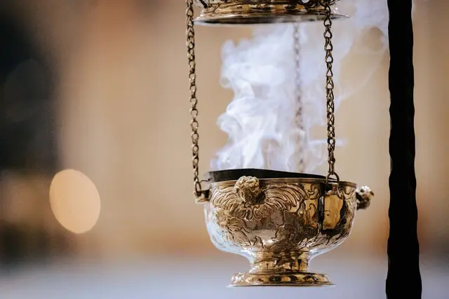 Foto: Besim Mazhiqi / Erzbistum Paderborn In: Pfarrbriefservice.de