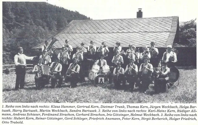 10 Jahre Rippberger Blasmusik - Gruppenfoto im Jubiläumsjahr 1985  | Foto: Rippberger Blasmusik e.V. 
