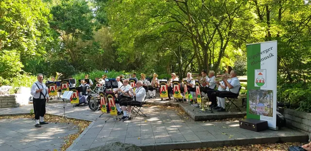 Veträumte Melodien unter freiem Himmel: Rippberger Blasmusiker spielen Matinee in der historischen Parkanlage Schöntal im Herzen Aschaffenburg  | Foto: Rippberger Blasmusik e.V. 