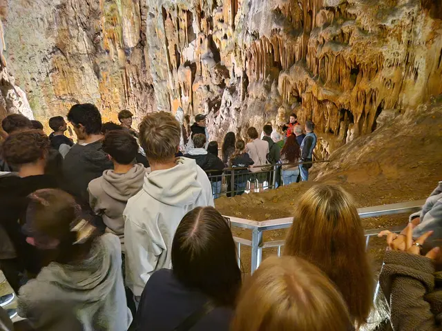 Bella Italia ist sogar unter der Erde interessant - die Grotta Gigante bei Triest  | Foto: Georg Strobel