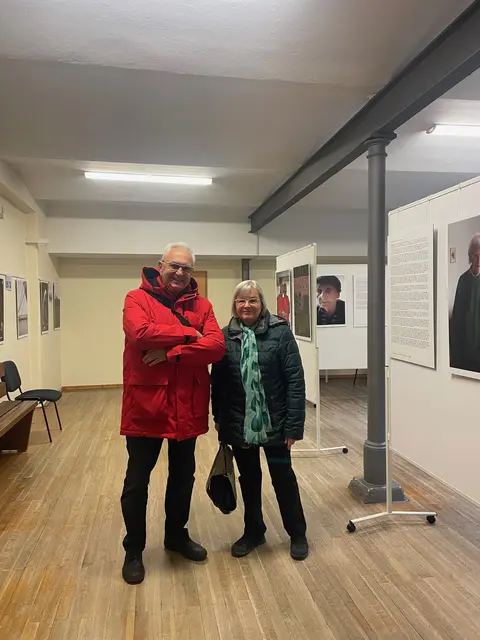 Die erzählten Lebensgeschichten von Vertriebenen nach dem Zweiten Weltkrieg machen nachdenklich und betroffen  - ein Resümee dieses Besucherpaares.