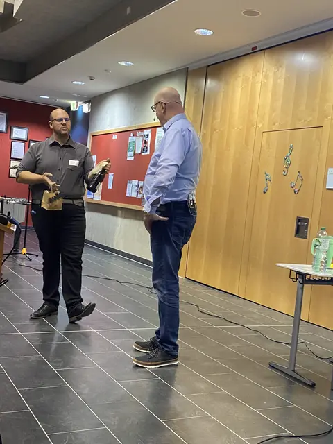 Herzlichen Dank für den Vortrag | Foto: Susanne Wolf