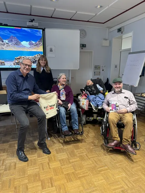 v.l. Thomas Zöller, MdL, Katja Fröhlich(Vhs), Theresia Herden, Günter Fries, Holger Kiesel | Foto: Bürgerbüro Thomas Zöller