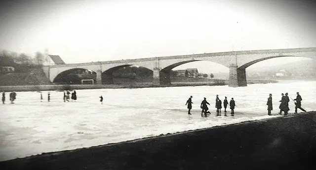 Gefrorener Main in Freudenberg 1940 | Foto: Guido Mayer