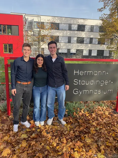 von links: Johannes Schneider, Elif Köse und Phil Bätz | Foto: D. Simon 