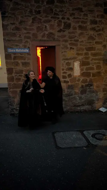 Am Hexenturm ist es soweit: Die Hexe muss sterben! | Foto: Katja Zöller/Theaterverein Die Granatsplitter e.V.