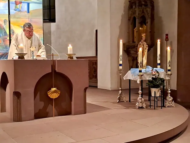 Pfarrer Toni Wolf zelebrierte den Gottesdienst zum Fest der Staffelmadonna | Foto: Martin Winkler