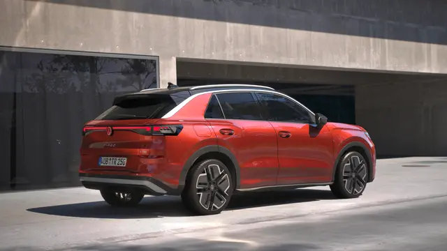 Energieverbrauch (kombiniert): 6,0 - 5,6 l / 100 km; CO₂-Emissionen (kombiniert): 136 - 128 g/km; CO₂-Klasse: E-F | Foto: Volkswagen Marketing Database