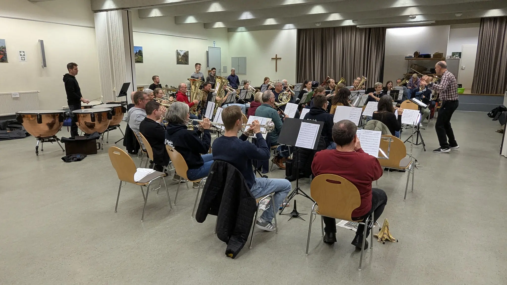 Gemeinsame-Musikprobe-von-Fr-nkischen-Rebl-usen-und-MV-R-llfeld