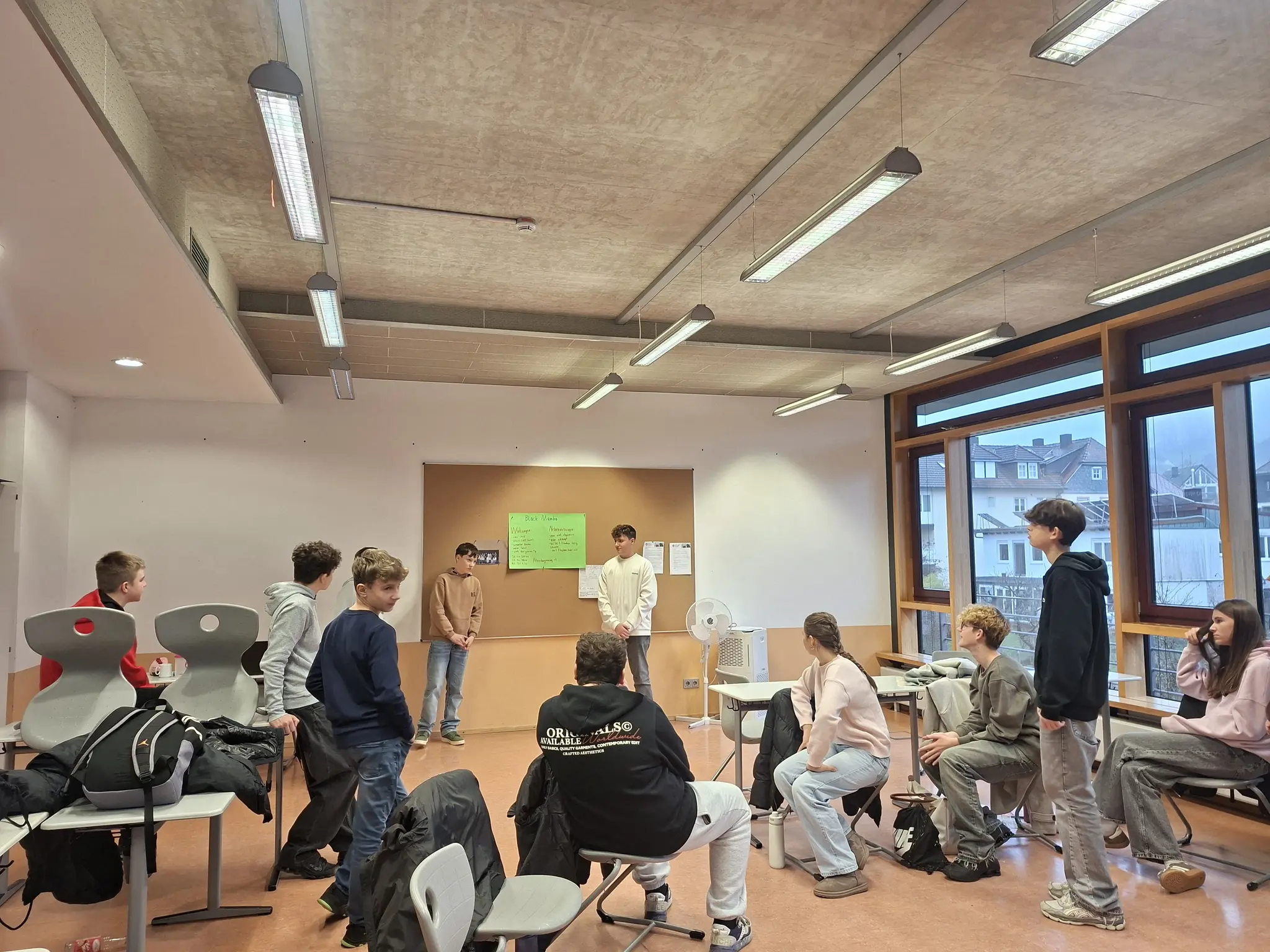 Pr-ventionstag-der-8-Klassen-Jugendliche-werden-zu-Experten-gegen-Sucht