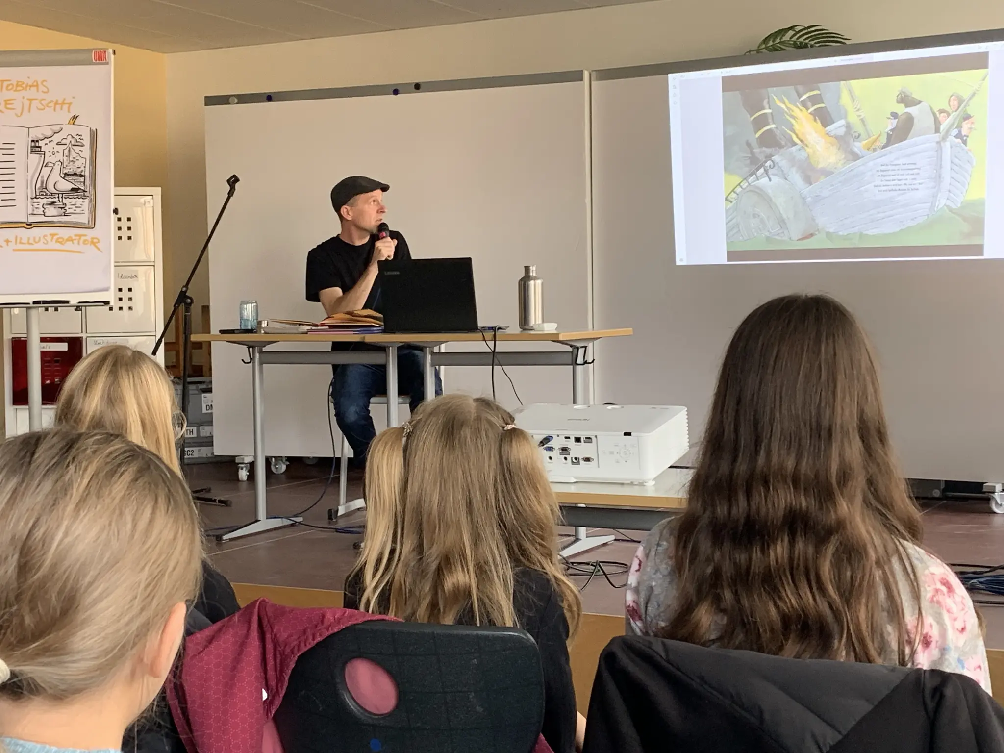 Autor-Tobias-Krejtschi-am-Karl-Ernst-Gymnasium-Amorbach