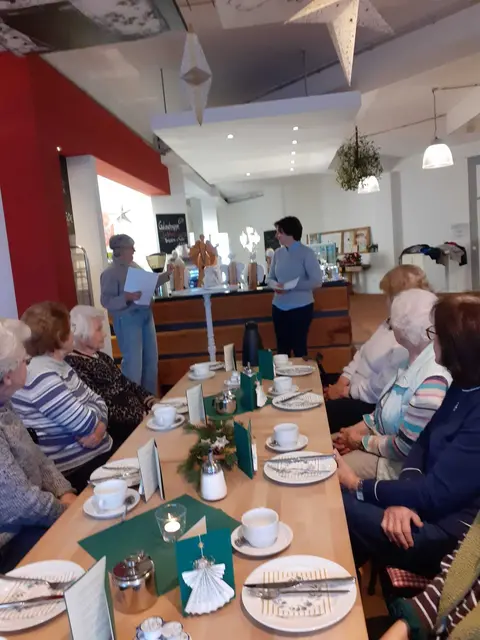 Adventsfrühstück KDFB Bürgstadt  | Foto: Juliane Reichert 