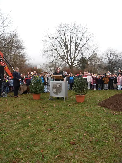 Schulleiterin Patricia Kissel-Dauber spricht von einem historischen Ereignis.