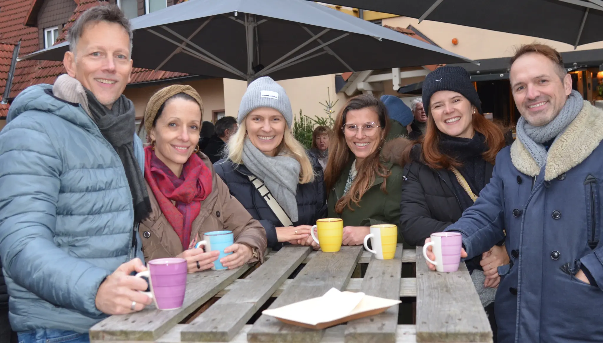 Dorf-Adventsmarkt-Seehotel-Niedernberg-07-12-2025