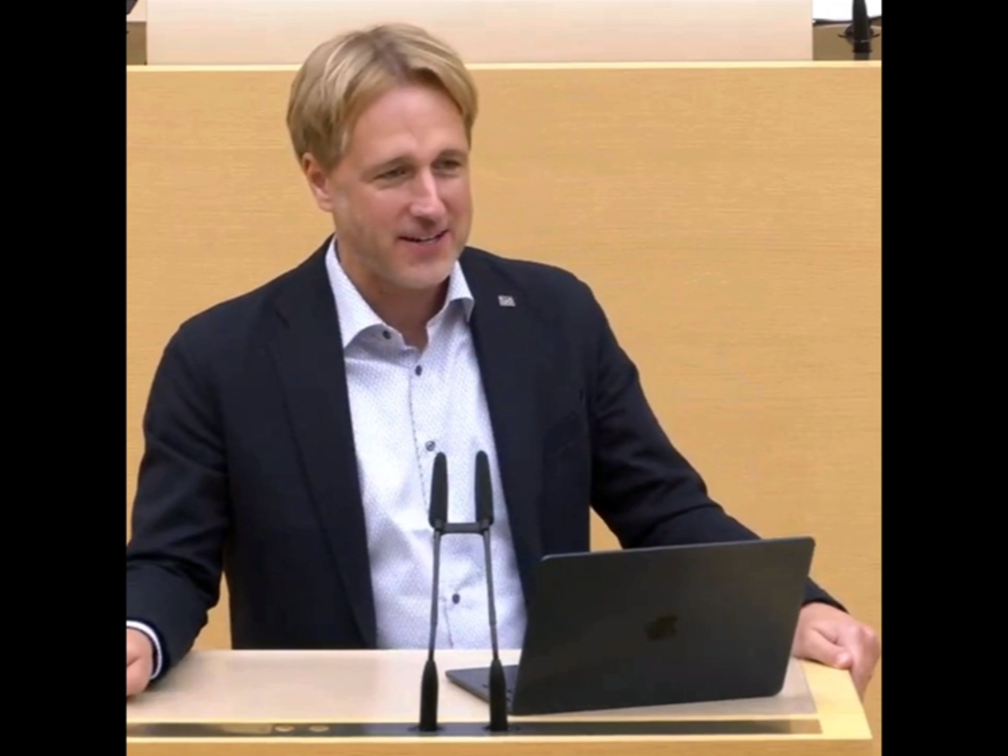 Rede-im-Plenum-zum-bundesweit-ersten-Sportgesetz-St-rkung-der-tragenden-S-ule-Ehrenamt-Pr-vention-vor-Bewegungsarmut-und-F-rderung-von-Inklusion