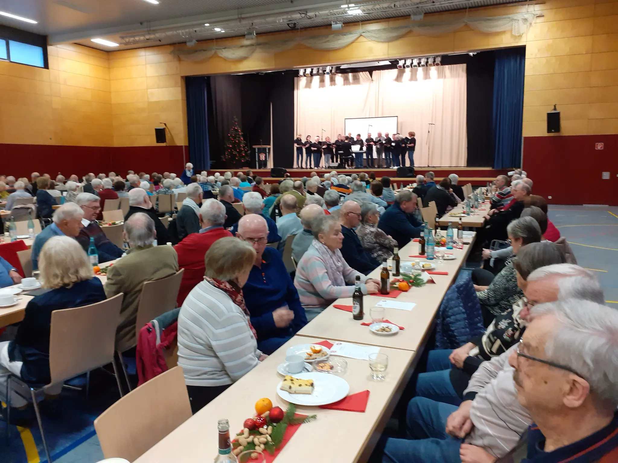 Adventlicher-Seniorennachmittag-in-M-mlingen