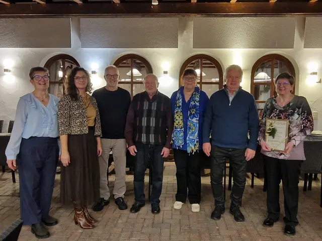 Ein besonderer Dank der Chorvereinigung Großheubach für langjährige Treue galt den Chormitgliedern v. l.: Andrea Stapf, Vera Zöller, Karlheinz Zöller, Gerhard Knapp, Ingrid Nunes, Reiner Bauer und Susanne Flicker. (Es fehlt Bianca Kreß) | Foto: privat