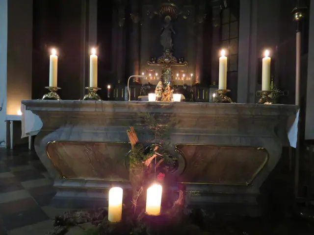 Das Bildnis der Herbergssuche stand auf dem Altar in der Miltenberger Klosterkirche | Foto: Nina Reuling