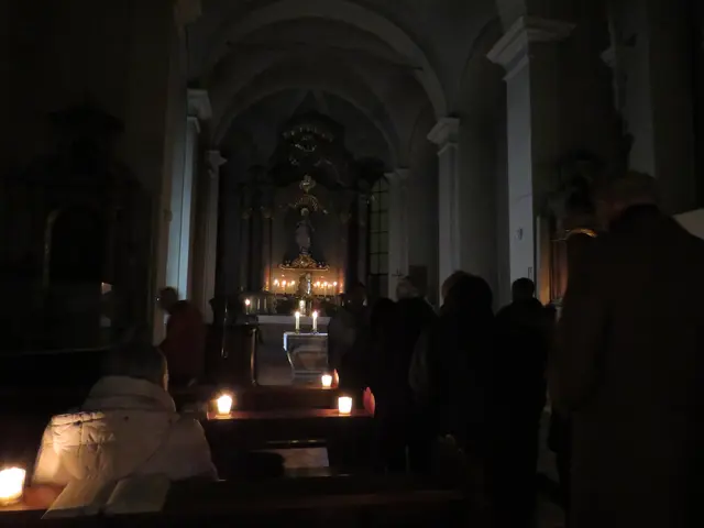Kommunionempfang zum Hochfest Mariä Empfängnis in der Klosterkirche Miltenberg | Foto: Nina Reuling