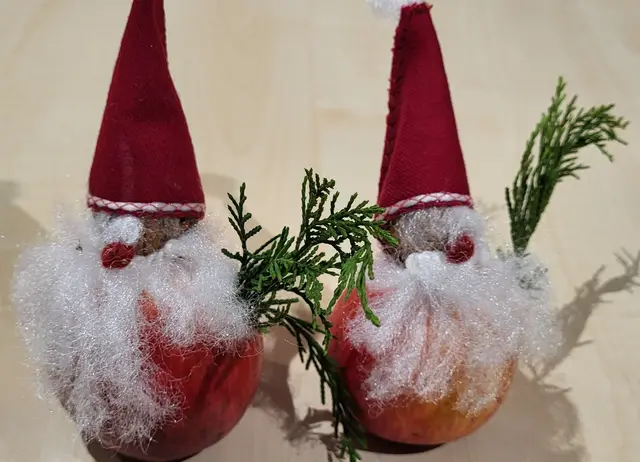 Selbst gebastelt, der Nikolaus hatte für jeden ein Geschenk! | Foto: Josef Eck