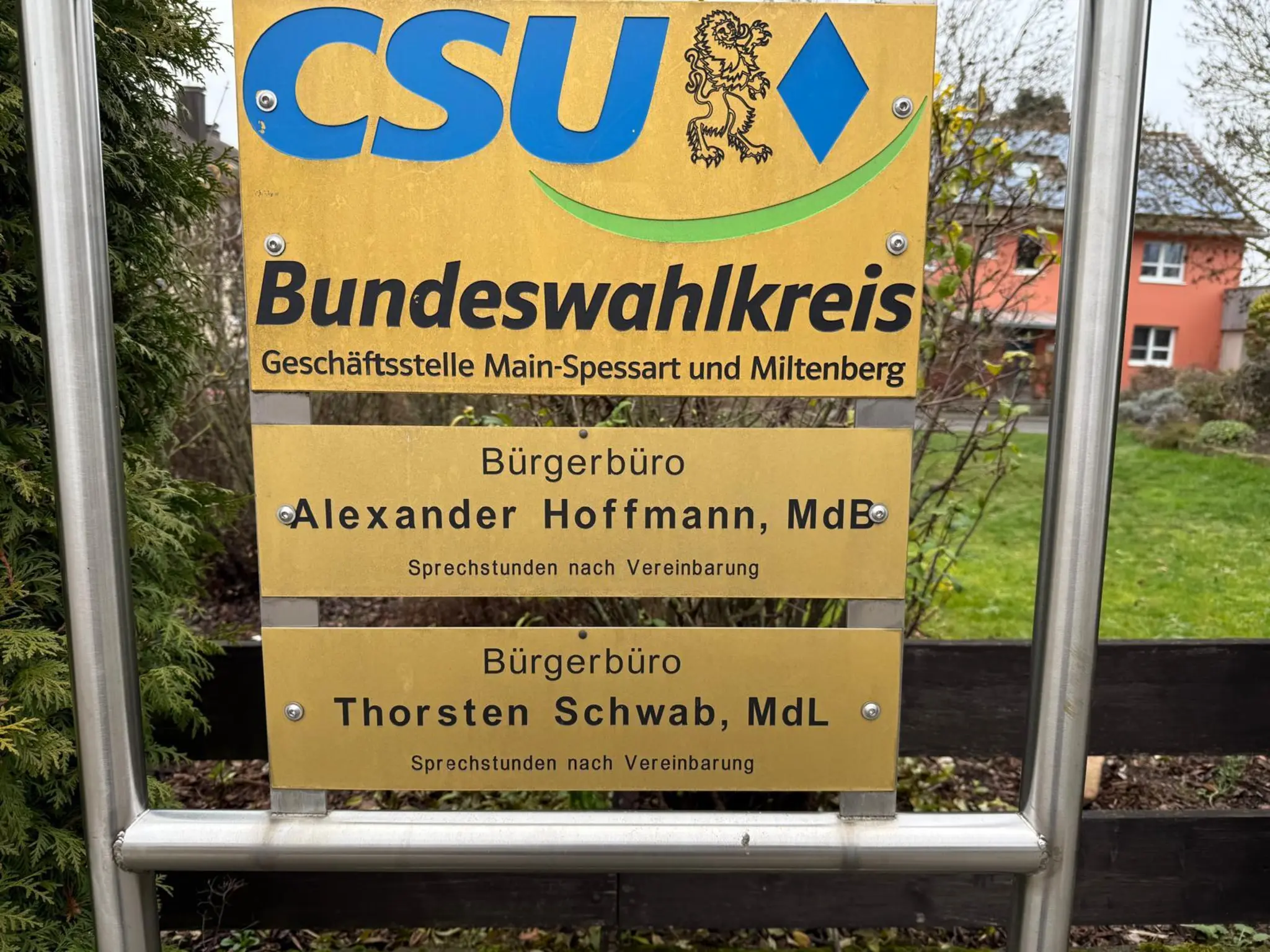 Erreichbarkeit-von-MdB-Alexander-Hoffmann-zwischen-den-Jahren-f-r-sehr-dringliche-Angelegenheiten