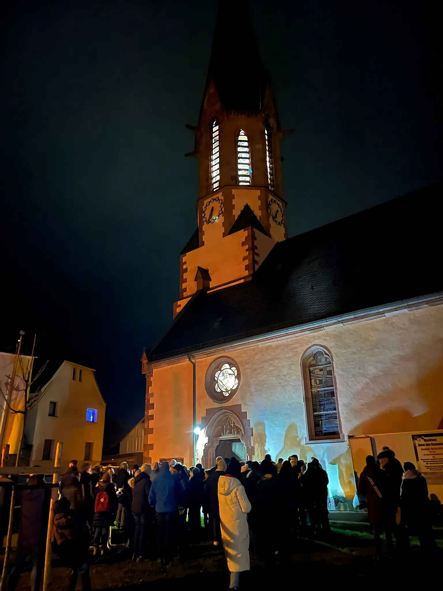 Weihnachtliche-Melodien-aus-luftiger-H-he