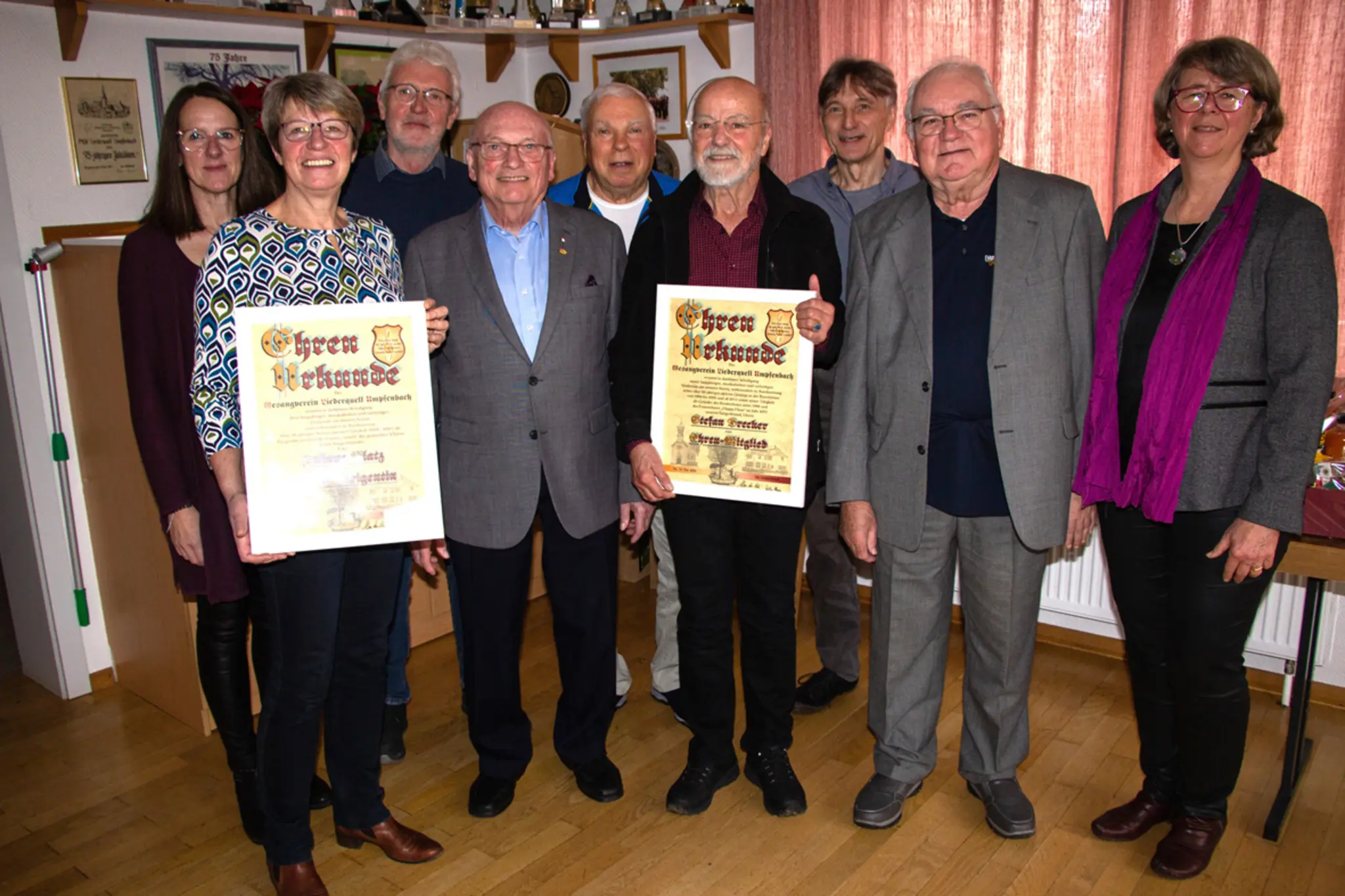 W-rdevoller-Jahresabschluss-mit-dem-Chor-Happy-hour-