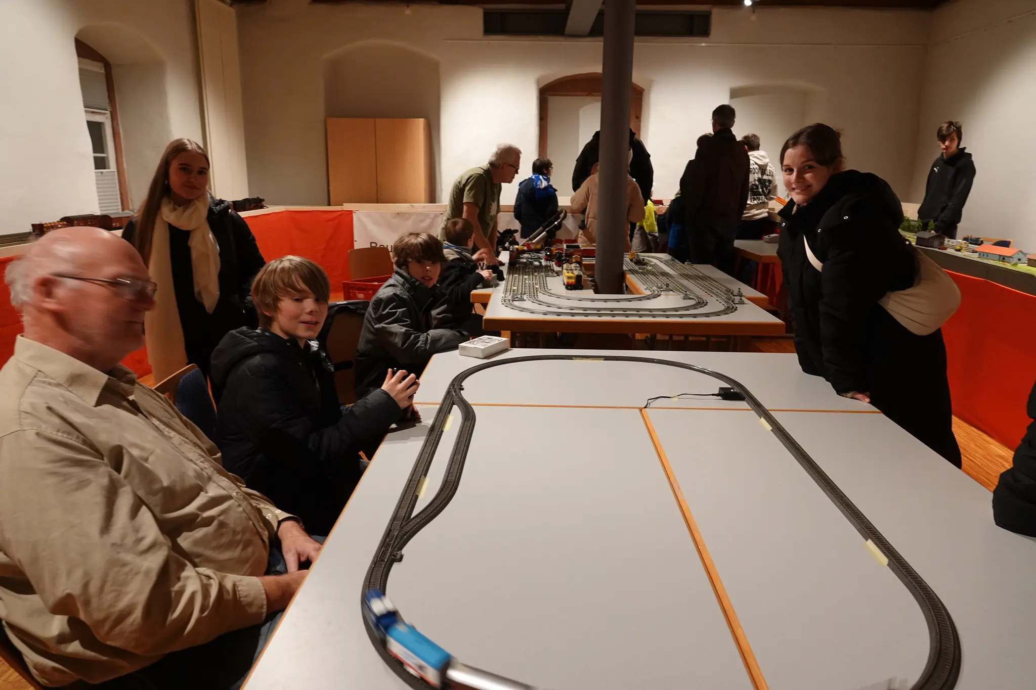 Was-ndert-sich-bei-uns-2026-tiefgreifend-Wie-erleben-das-die-verschiedenen-Generationen-