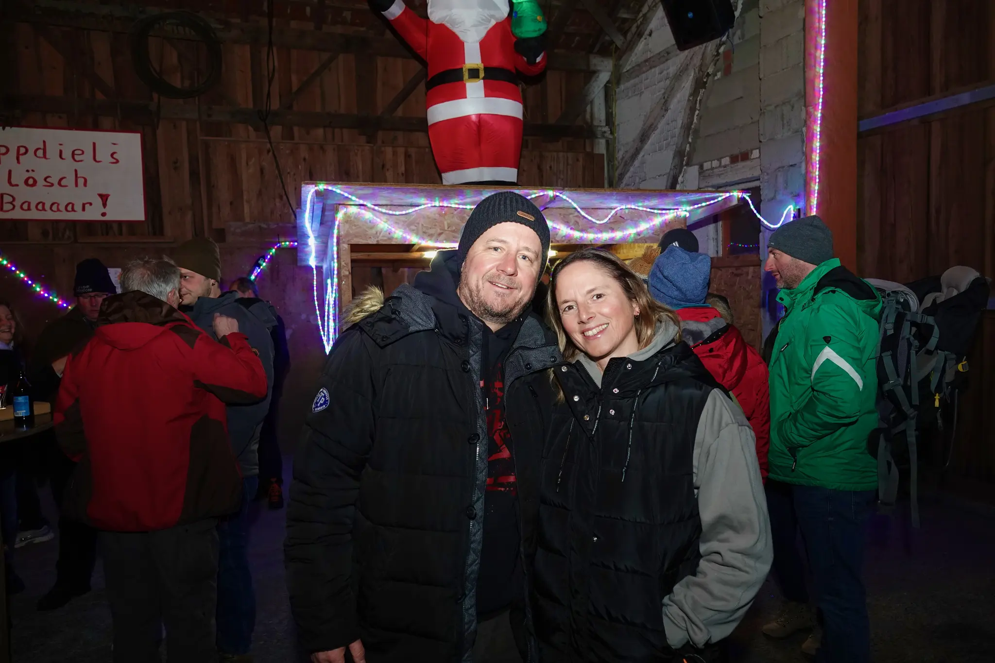 Apr-s-Ski-Party-in-Heppdiel-K-niglicher-Spa-am-Vorabend-der-Heiligen-Drei-