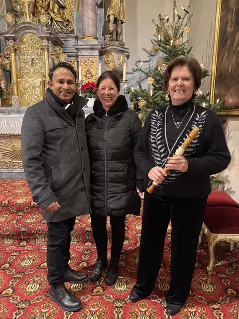 Von links nach rechts: Pater Nelson Antoney, Verena Eckstein, Martina Gronemann | Foto: Silke Heinbücher