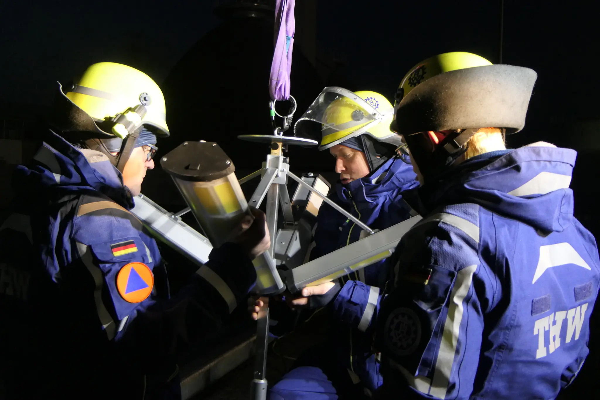 THW-Miltenberg-bt-an-der-Kl-ranlage-Main-Mud