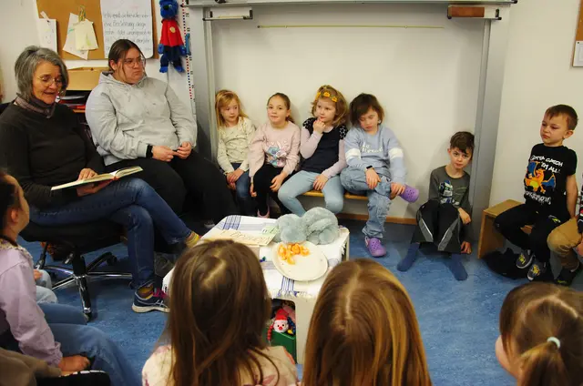 Vorlesekreis der ersten Klasse in der Gotthard-Grundschule Weilbach  | Foto: Andrea Kaller-Fichtmüller