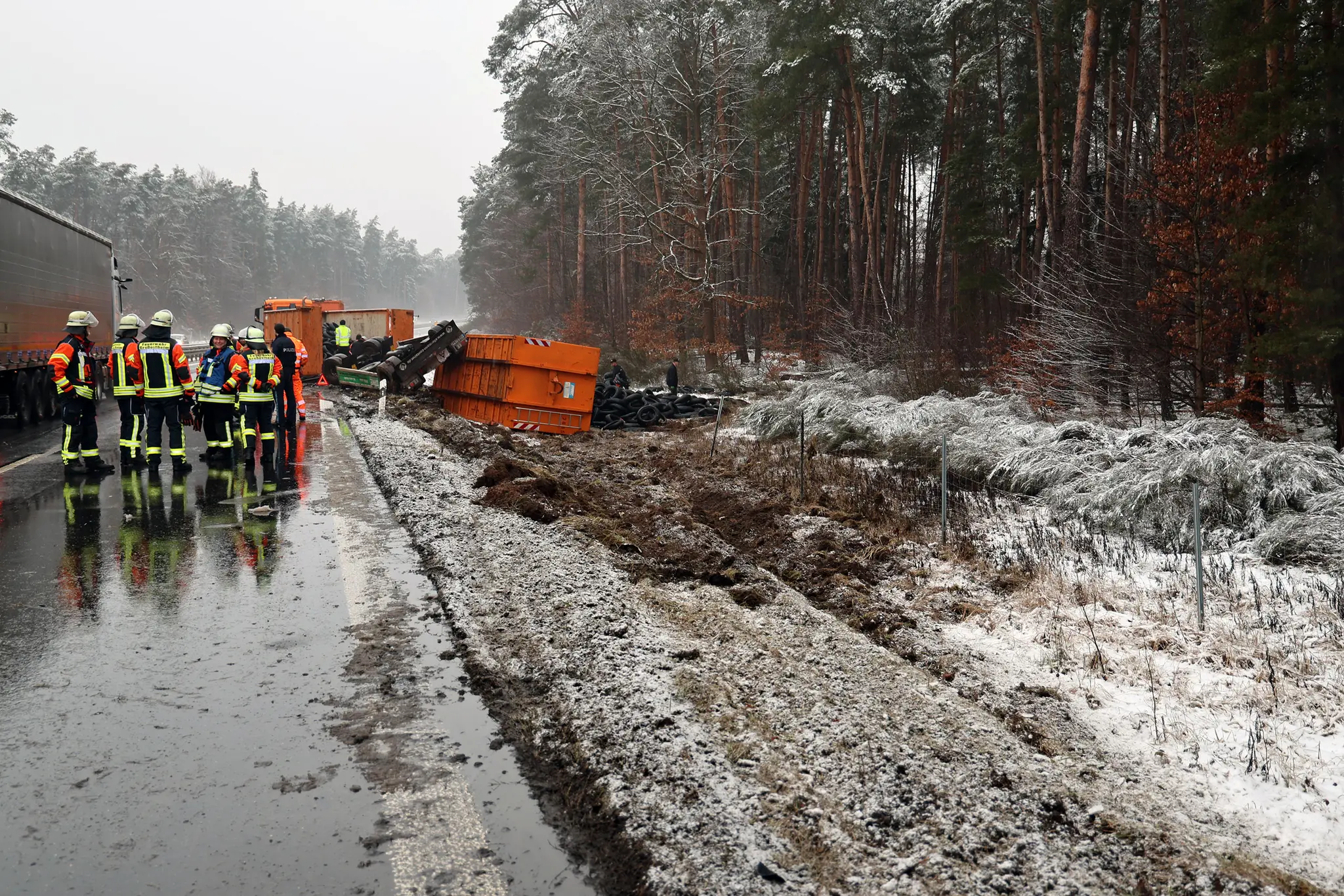 Verkehrsunfall-auf-der-B469-bei-Stockstadt-am-03-02-2026