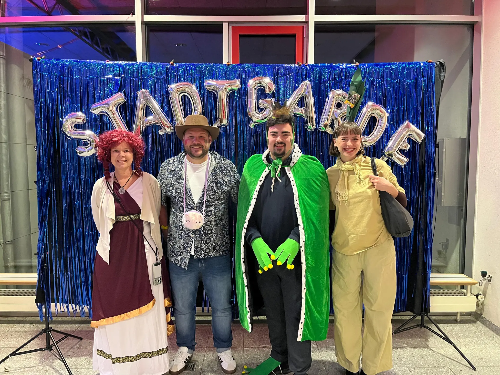 Gr-ne-bei-der-Stadt-Garde