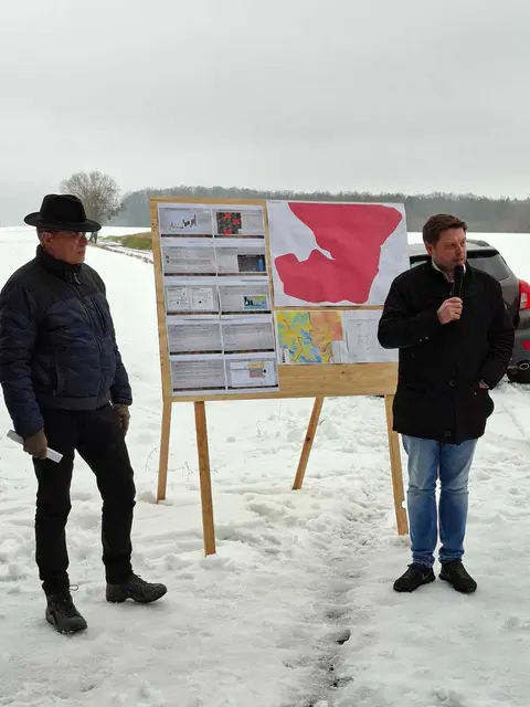 CSU Ortsverband Mömlingen | Foto: Bürgermeister Siegfried Scholtka, Bürgermeisterkandidat Martin Hohm und Landratskandidat Björn Bartels informierten über den aktuellen Stand des Projektes „Windpark Bachgau“. 