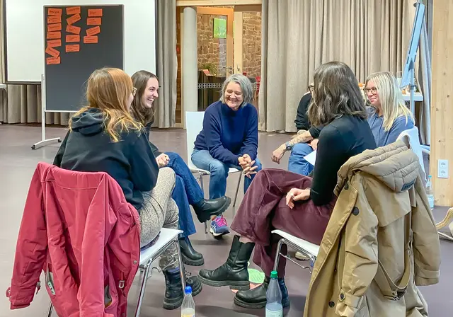 Mit wichtigen Themen rund um Prävention und Intervention von sexualisierter Gewalt im Schulalltag beschäftigte sich eine Fortbildung in der Beratungsstelle Lichtblick.  | Foto: Beratungsstelle Lichtblick