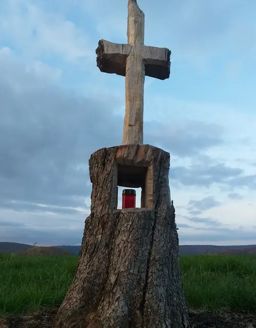 Kreuz am Wegesrand | Foto: Günther Reichel