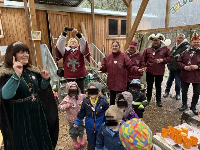 NCV-Prinzenpaar zu Besuch bei den "Wühlmäusen". | Foto: Jürgen Reinhard