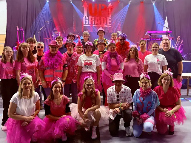 Die Flamingo-Crew: Das Helferteam des Mechenharder Gesang- und Musikvereins war dieses Jahr als Flamingos verkleidet. 