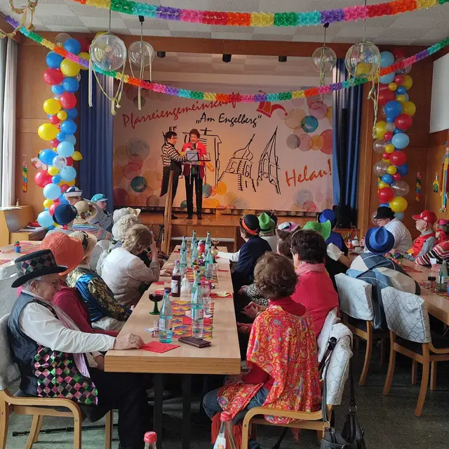 Das Jugendheim war sehr nett auf Fasching dekoriert | Foto: Elvi Hofmann